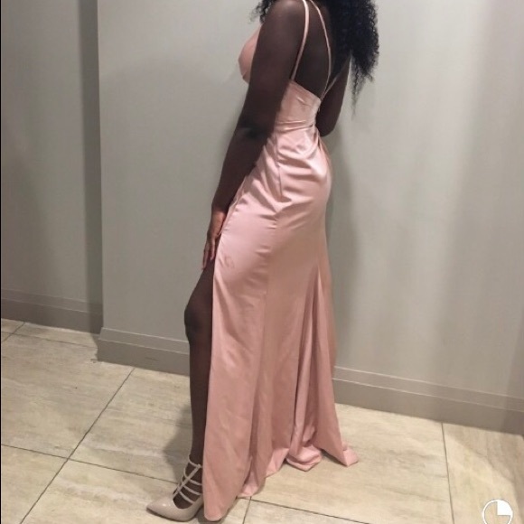 Beautiful pink prom dress - Picture 3 of 3